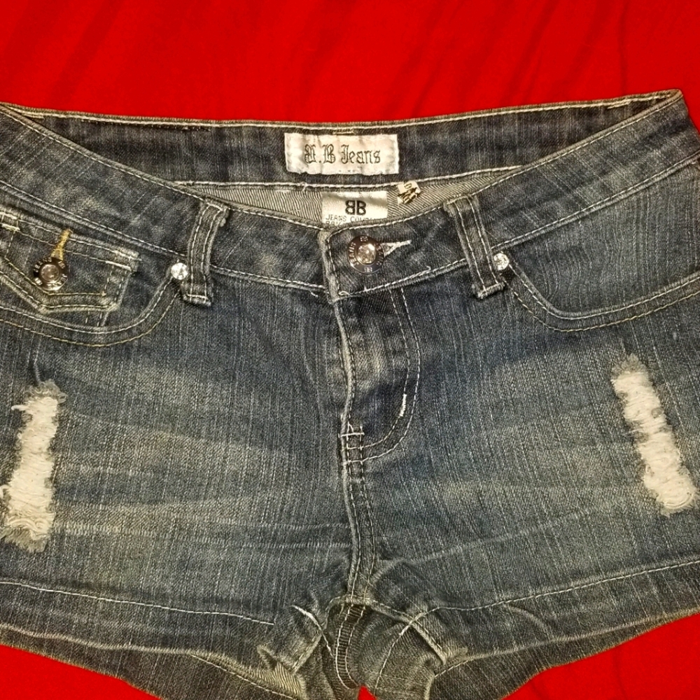 B.b. shorts